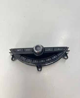 Mini Clubman F54 Head unit multimedia control 9354505 5AC01151608 3205357720