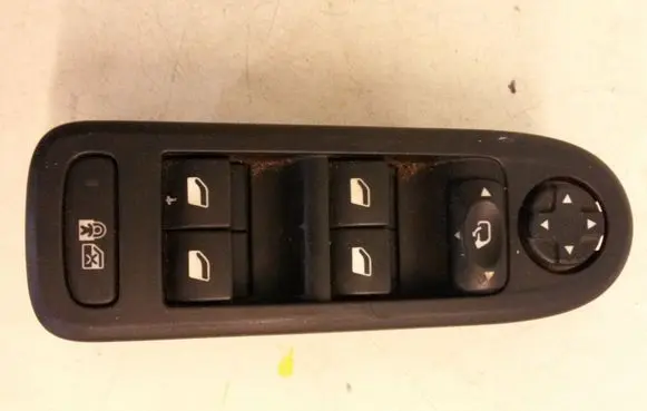 Peugeot 508 Electric window control switch 98026370ZD 98026370 30170647
