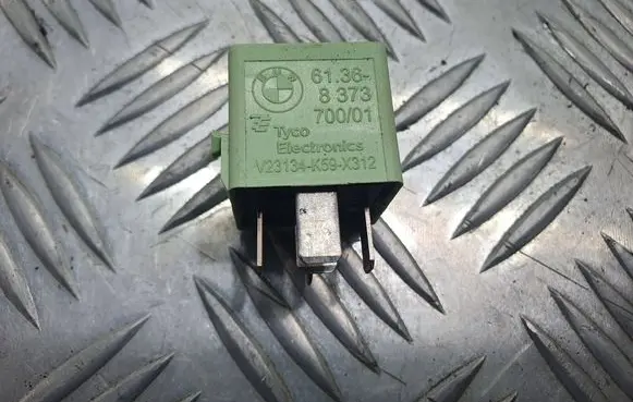 BMW X5 E70 Other relay 6136 70001 8373