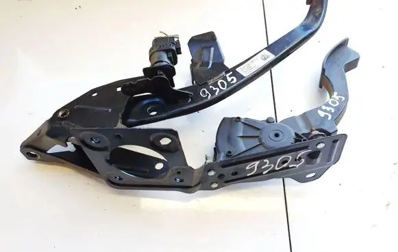 Volvo V50 Accelerator throttle pedal 4m519f836ah 4m51-9f836-ah