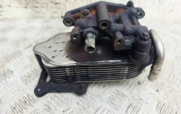 Mitsubishi ASX Oil filter mounting bracket 