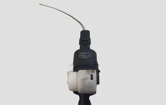 Citroen C4 Grand Picasso Windscreen/windshield washer pump 3030301