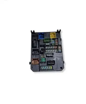 Peugeot 308 Comfort/convenience module 9806687880