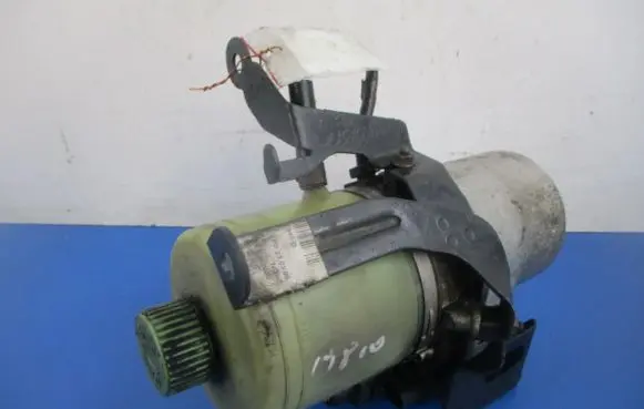 Seat Ibiza III (6L) Power steering pump