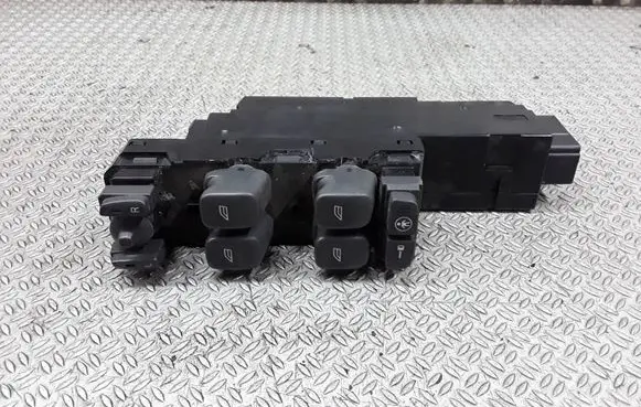 Volvo S80 Electric window control switch 9467626