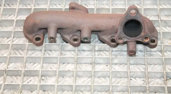 KIA Ceed Exhaust manifold