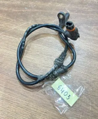 Mercedes-Benz C W204 ABS brake wheel speed sensor A2049057900