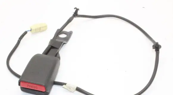 Mitsubishi Outlander Front seatbelt buckle