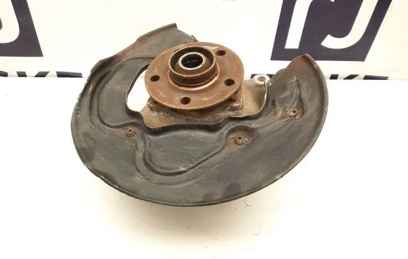 Audi A8 S8 D4 4H Rear wheel hub 4H0505431D