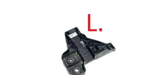 Rear bumper mounting bracket