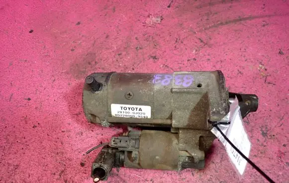 Toyota Yaris Starter motor 281000J020