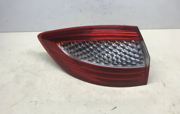 Ford Mondeo MK IV Rear/tail lights 7S7113405B
