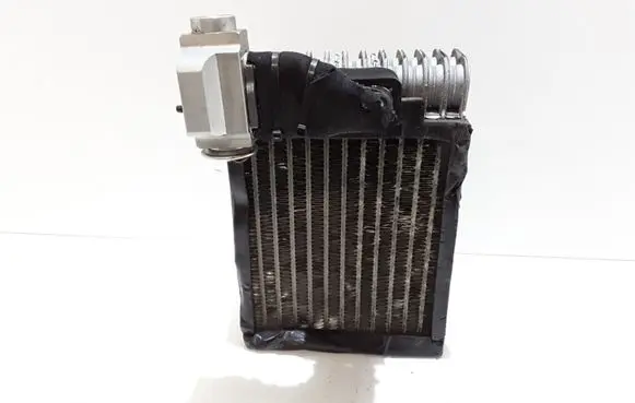Audi Q7 4L Air conditioning (A/C) radiator (interior) 7L0820101A 7L0820712A