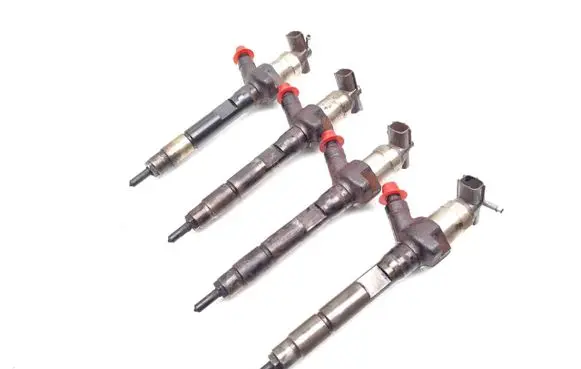 Mazda 6 Fuel injectors set R2AA13H50