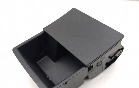 Mercedes-Benz GLE W167 Glove box central console A1676800801 2001870628 Q4E15ZSS4