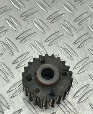 Volkswagen Golf VII Crankshaft pulley 04L105263C