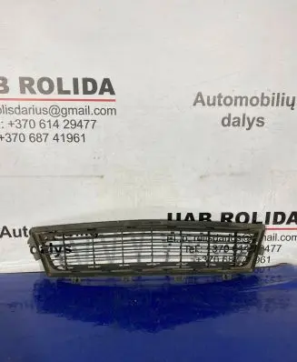 Opel Tigra B Front bumper lower grill 93162183