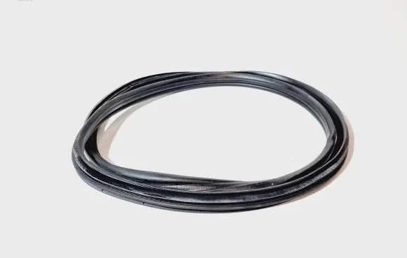 Alfa Romeo 159 Front door rubber seal B38