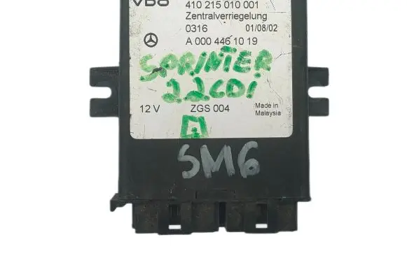 Mercedes-Benz Vito Viano W638 Door central lock control unit/module A0004461019 0316 410215010001