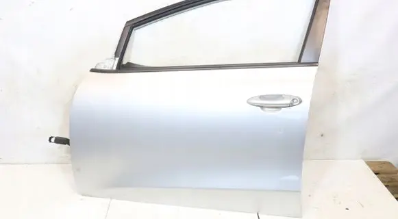 KIA Ceed Front door