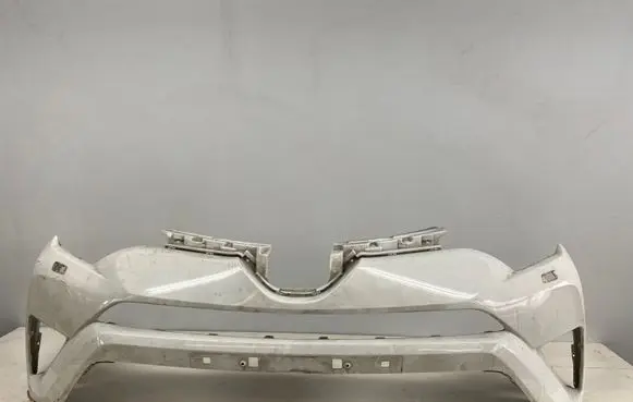 Toyota RAV 4 (XA40) Front bumper 521194A913