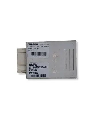 BMW 5 E60 E61 Air suspension control unit module (rear) 3714676628001