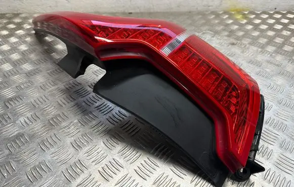 Volvo XC90 Rear/tail lights 31467841 0300512017