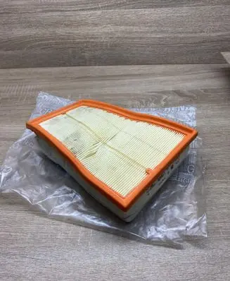 Renault Kangoo II Air filter 165462862R