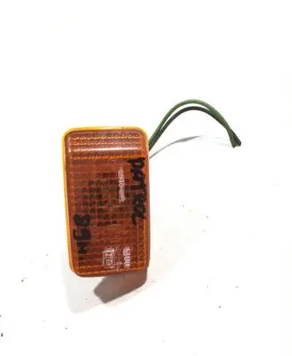 Nissan Patrol Y60 Front fender indicator light 6R01426 E90015