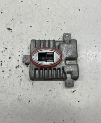 BMW 5 F10 F11 Headlight ballast module Xenon 7237647