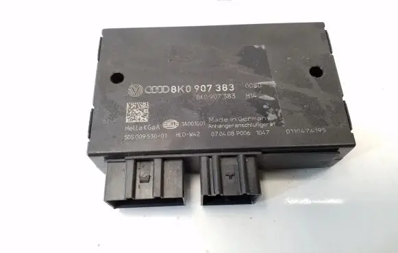 Audi A4 S4 B8 8K Tow bar trailer control unit/module 8K0907383