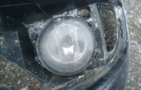 Citroen C4 I Front fog light