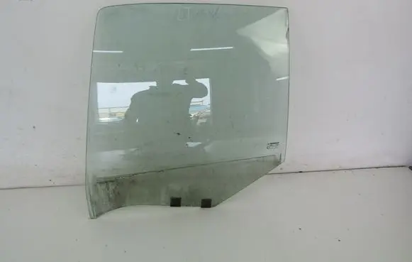 Renault Clio II Rear door window glass 