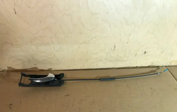 Jaguar XJ X308 Rear door interior handle R30213
