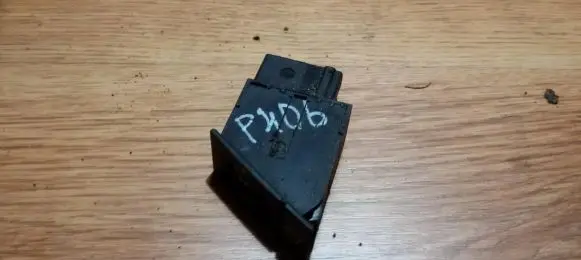 Peugeot 406 Headlight level height control switch