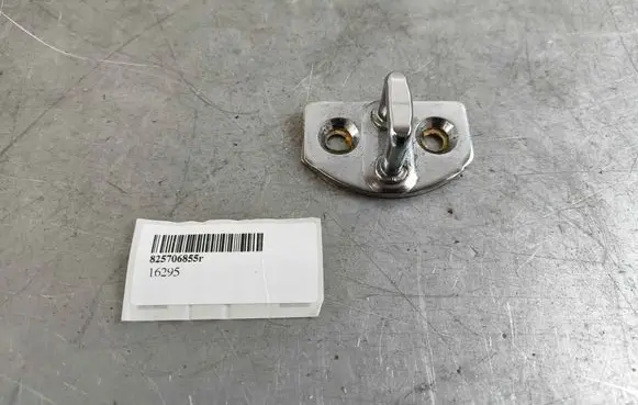 Renault Zoe Front door lock loop/hook striker 825706855r
