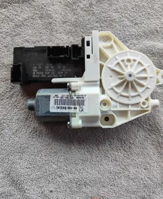 Peugeot 407 Front door window regulator motor 9221Z1
