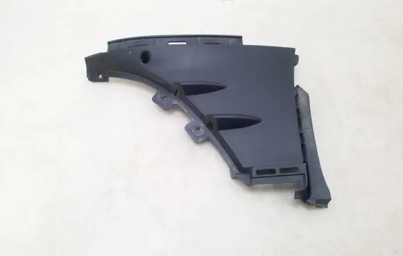 Mercedes-Benz CLA C118 X118 Front bumper mounting bracket A1188854701