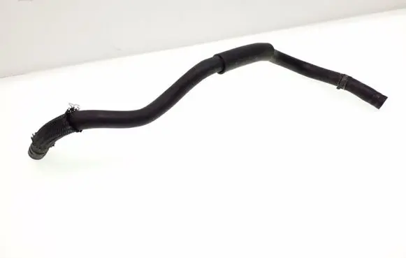 Toyota Avensis T270 Engine coolant pipe/hose