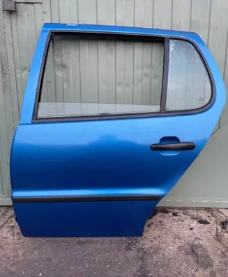 Volkswagen Polo III 6N 6N2 6NF Rear door 
