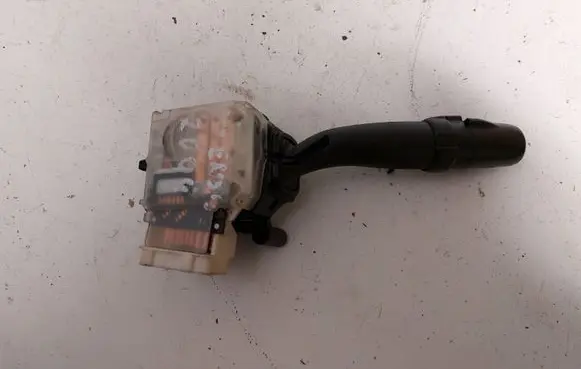 Toyota Avensis T250 Indicator stalk 173650