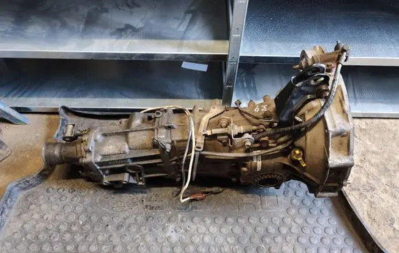 Subaru Impreza II Manual 5 speed gearbox TY754XR7AA