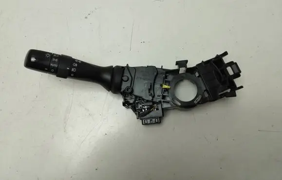Toyota Avensis T270 Indicator stalk