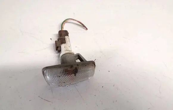 Citroen Berlingo Front fender indicator light