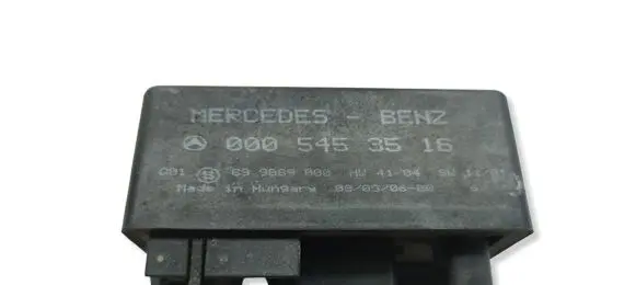 Mercedes-Benz Vito Viano W639 Glow plug pre-heat relay 0005453516