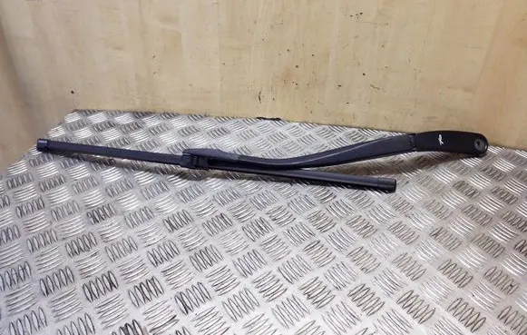 BMW 5 GT F07 Front wiper blade arm 61617207291 7207291