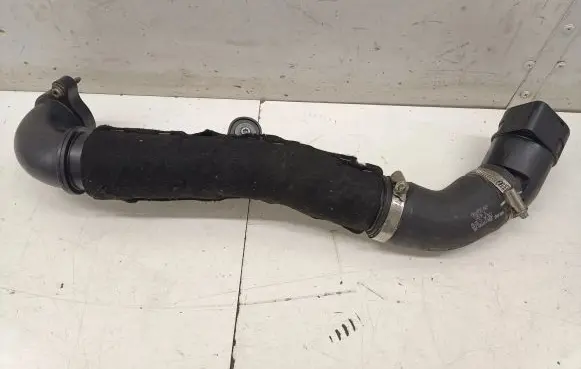 Volkswagen Arteon Shooting Brake Intercooler hose/pipe 04L131111M 04L145762AD
