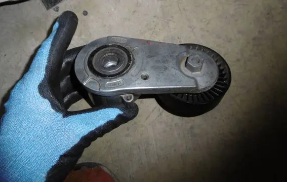 Ford Transit VII Timing belt tensioner 