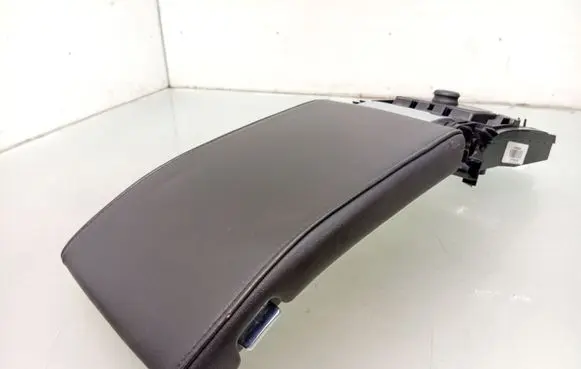 Volvo V70 Armrest 31291155