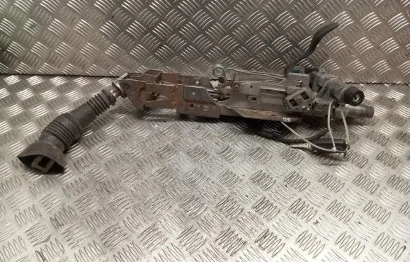 Volkswagen PASSAT B5.5 Ignition lock 4B0905851C